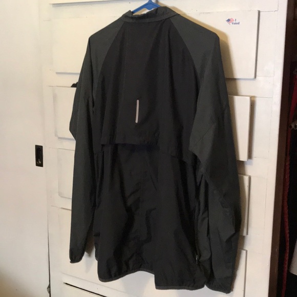 Wind Jacket - Picture 3 of 4